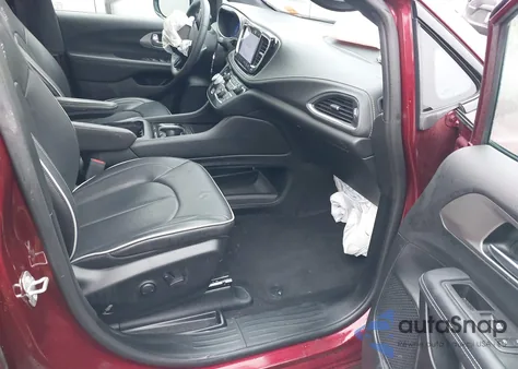 2023 Chrysler Pacifica Limited Awd z USA, uszkodzony, nr VIN 2C4RC3GG9PR500385